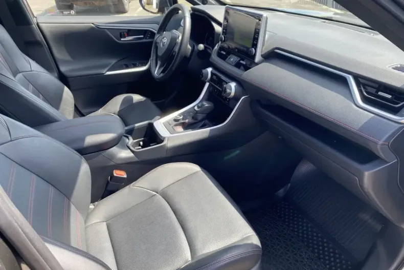 Toyota RAV4 din 2022 cu 39.300 km - oferta TOY114229 - foto 6