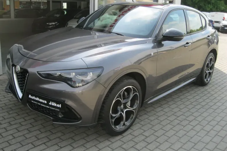 Alfa Romeo Stelvio din 2023 cu 25.500 km - oferta ALF114230 - foto 2