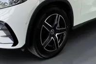 Mercedes-Benz GLC 200 din 2023 cu 14.600 km - oferta MER114231 - foto 2