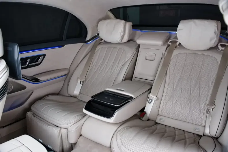 Mercedes-Benz S 63 AMG din 2025 cu 120 km - oferta MER114248 - foto 6