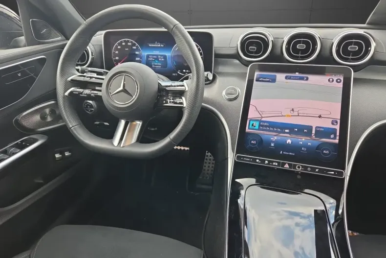 Mercedes-Benz C 300 din 2024 cu 12.400 km - oferta MER114252 - foto 4