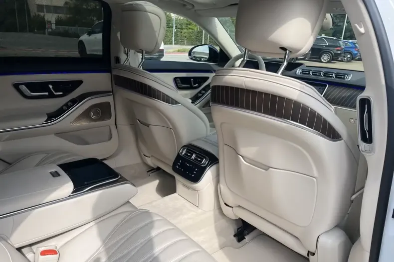 Mercedes-Benz S 63 AMG din 2024 cu 8.668 km - oferta MER114256 - foto 16