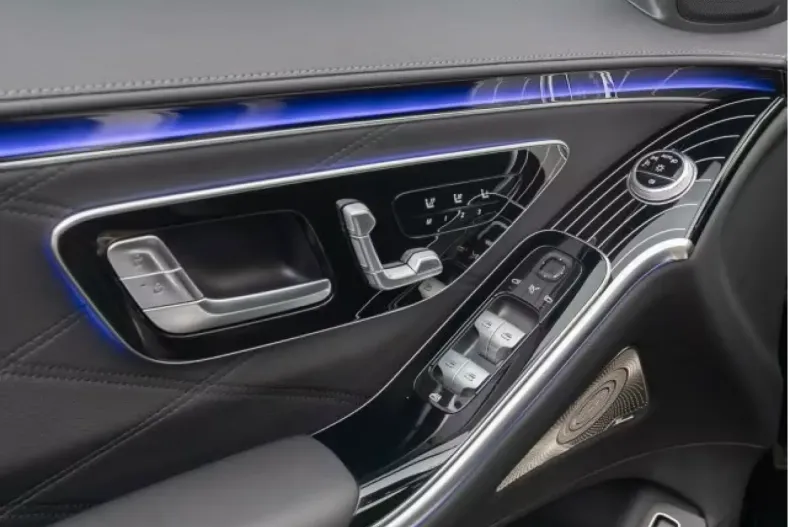 Mercedes-Benz S 63 AMG din 2024 cu 12.184 km - oferta MER114258 - foto 11