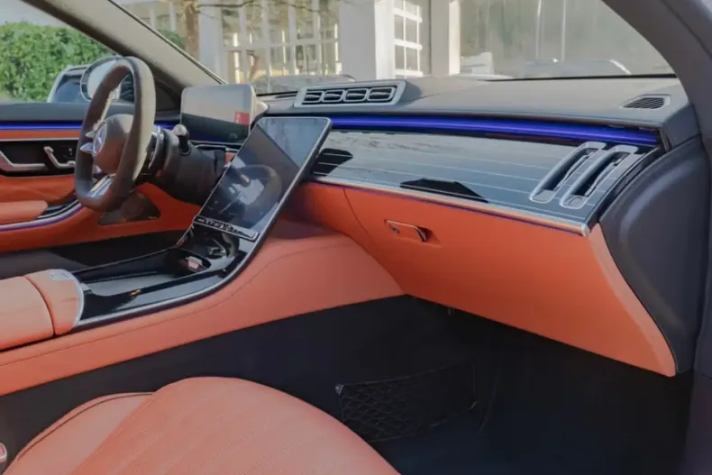 Mercedes-Benz GLS 63 din 2025 cu 14.500 km - oferta MER114259 - foto 15