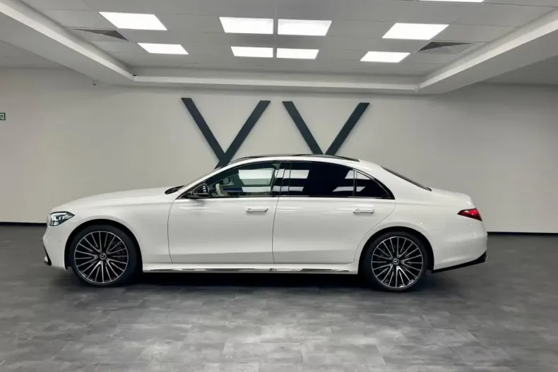 Mercedes-Benz S 580 din 2024 cu 9.165 km - oferta MER114263 - foto 2