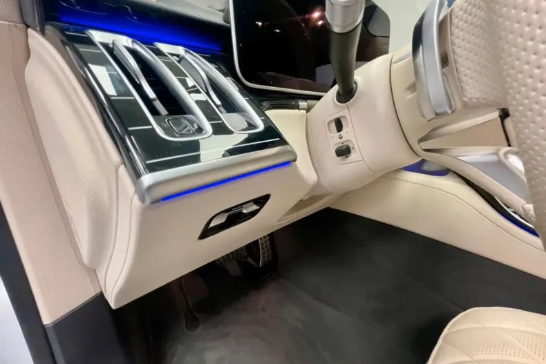 Mercedes-Benz S 580 din 2024 cu 9.165 km - oferta MER114263 - foto 3