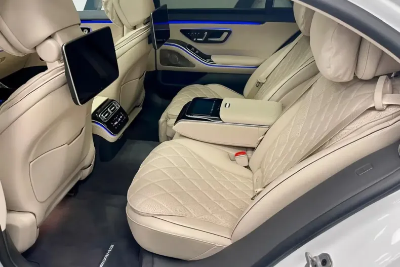 Mercedes-Benz S 580 din 2024 cu 9.165 km - oferta MER114263 - foto 4