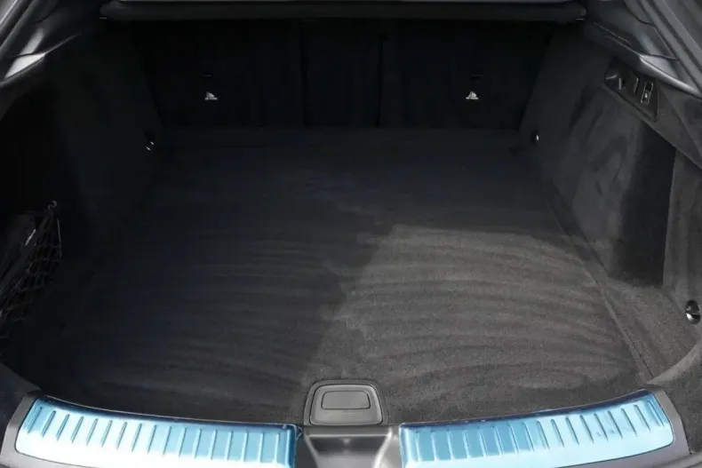 Mercedes-Benz GLE 400 din 2023 cu 15.900 km - oferta MER114271 - foto 6