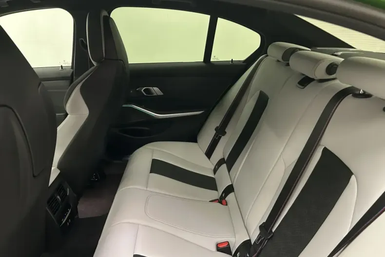 BMW M3 din 2023 cu 47.077 km - oferta BMW114275 - foto 13