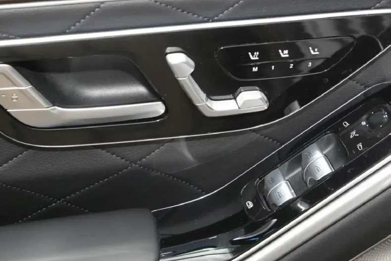 Mercedes-Benz S 580 din 2025 cu 6.400 km - oferta MER114276 - foto 7