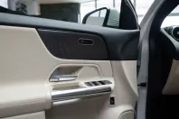 Mercedes-Benz GLA 250 din 2020 cu 77.000 km - oferta MER114279 - foto 16