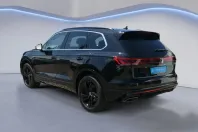 Volkswagen Touareg din 2024 cu 30.769 km - oferta VOL114280 - foto 3