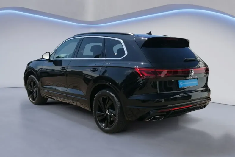 Volkswagen Touareg din 2024 cu 30.769 km - oferta VOL114280 - foto 3