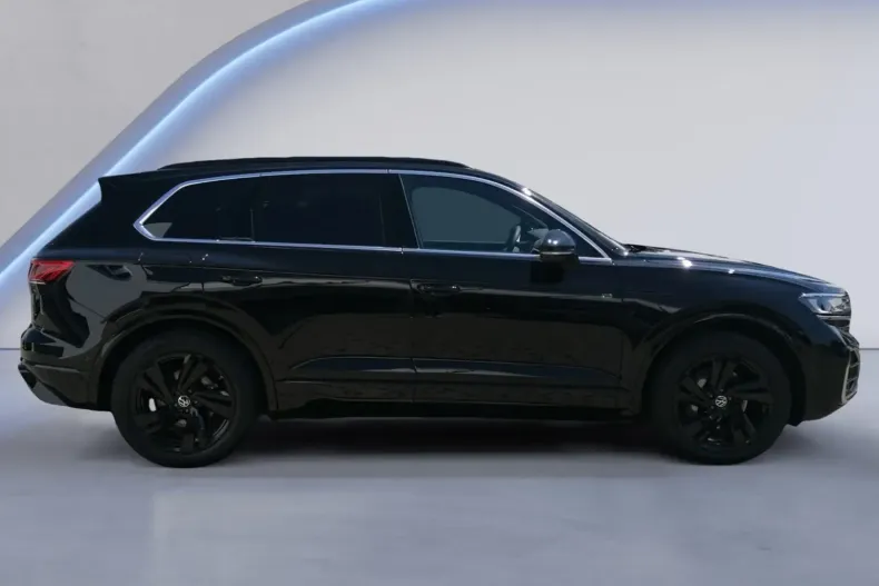 Volkswagen Touareg din 2024 cu 30.769 km - oferta VOL114280 - foto 6