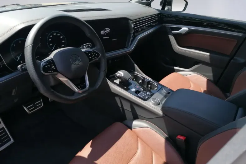 Volkswagen Touareg din 2024 cu 30.769 km - oferta VOL114280 - foto 10