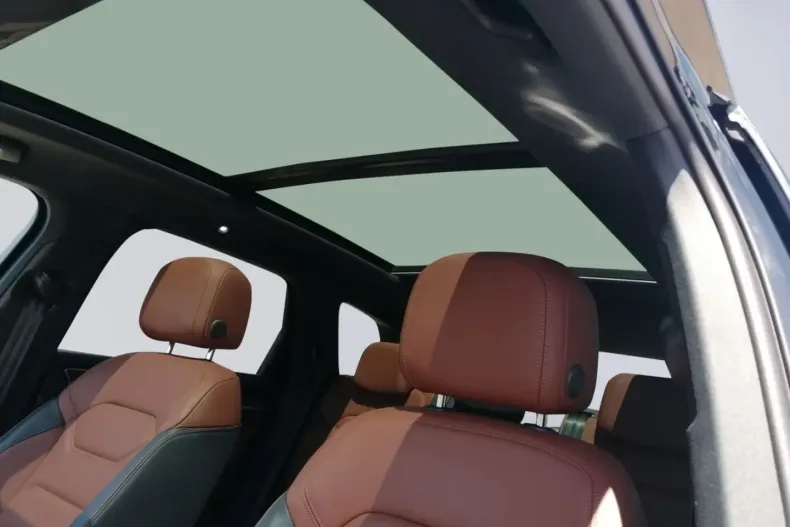 Volkswagen Touareg din 2024 cu 30.769 km - oferta VOL114280 - foto 13