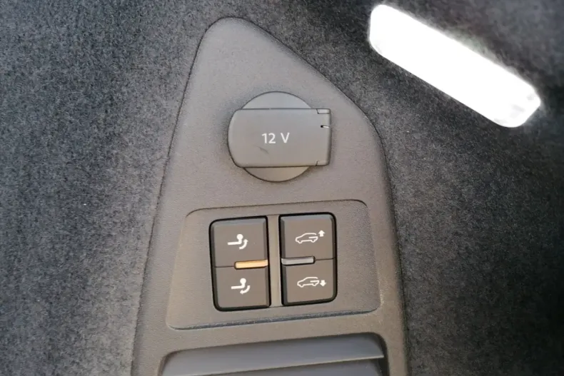 Volkswagen Touareg din 2024 cu 30.769 km - oferta VOL114280 - foto 20