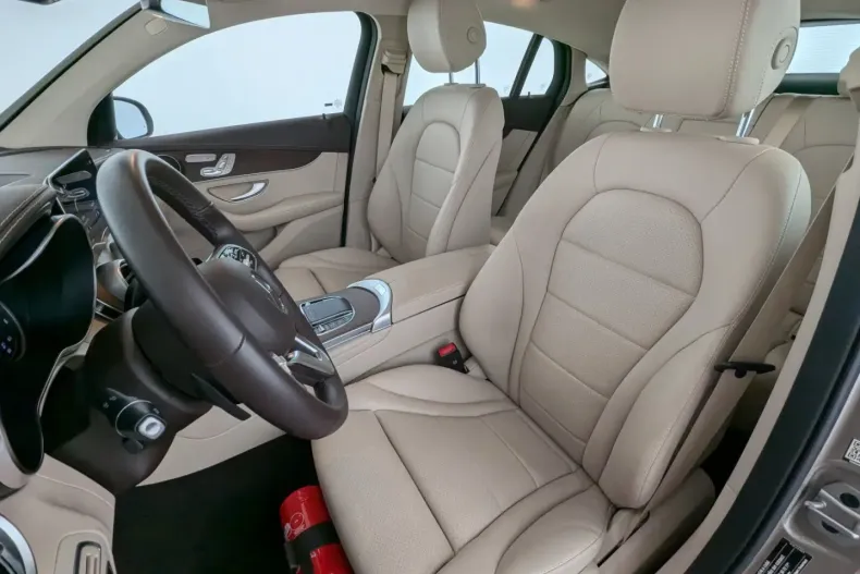 Mercedes-Benz GLC 300 din 2022 cu 70.700 km - oferta MER114299 - foto 14