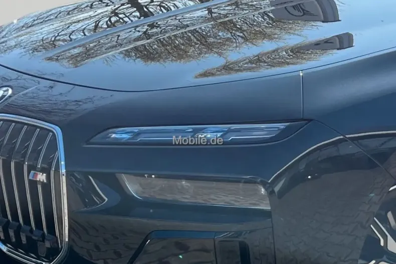 BMW M760 din 2024 cu 20.823 km - oferta BMW114309 - foto 7