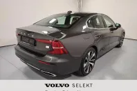 Volvo S60 din 2022 cu 19.000 km - oferta VOL114317 - foto 3