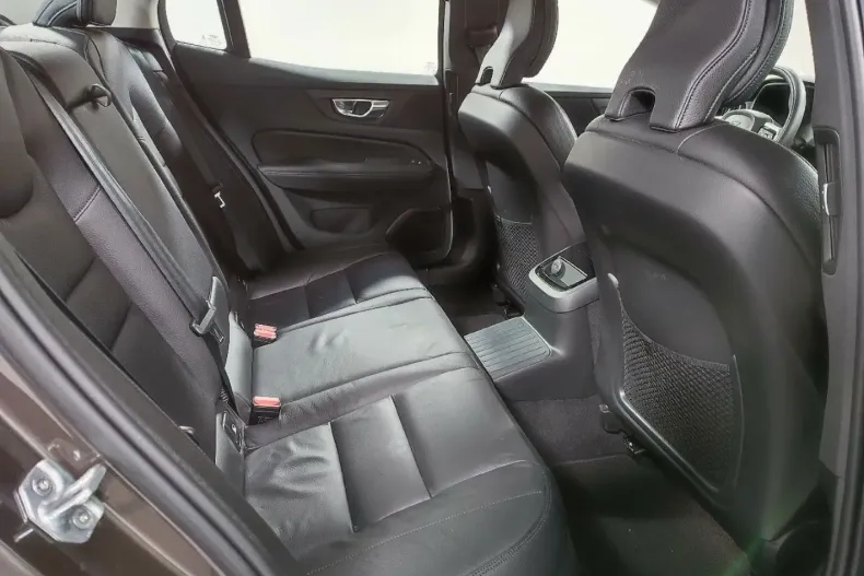 Volvo S60 din 2022 cu 19.000 km - oferta VOL114317 - foto 11