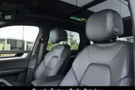 Porsche Cayenne din 2023 cu 22.562 km - oferta POR114320 - foto 7