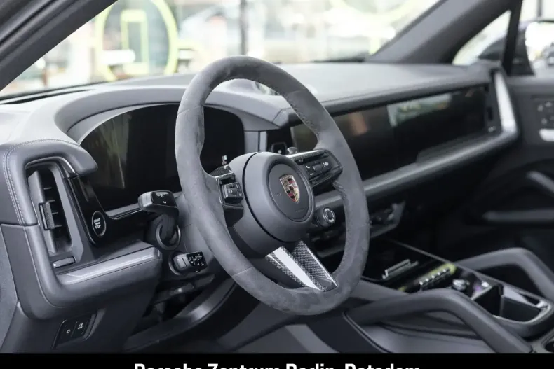 Porsche Cayenne din 2023 cu 22.562 km - oferta POR114320 - foto 21