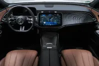 Mercedes-Benz E 300 din 2024 cu 10.390 km - oferta MER114325 - foto 4