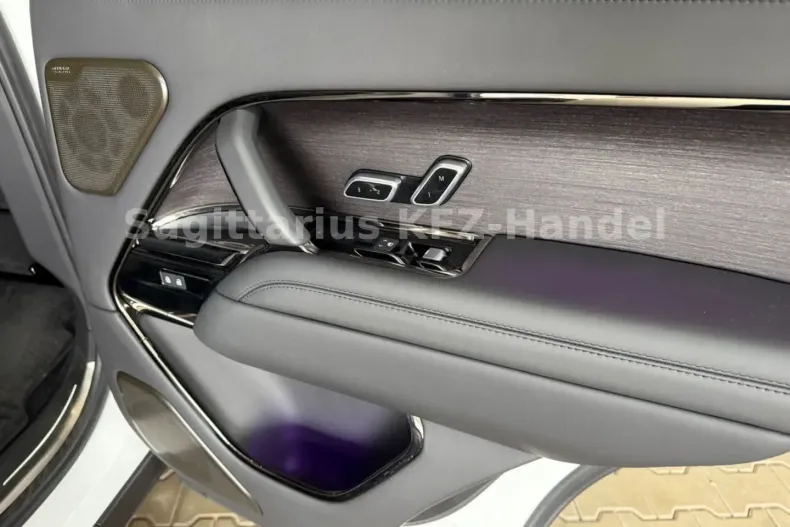 Land Rover Range Rover din 2024 cu 21.000 km - oferta LAN114334 - foto 22