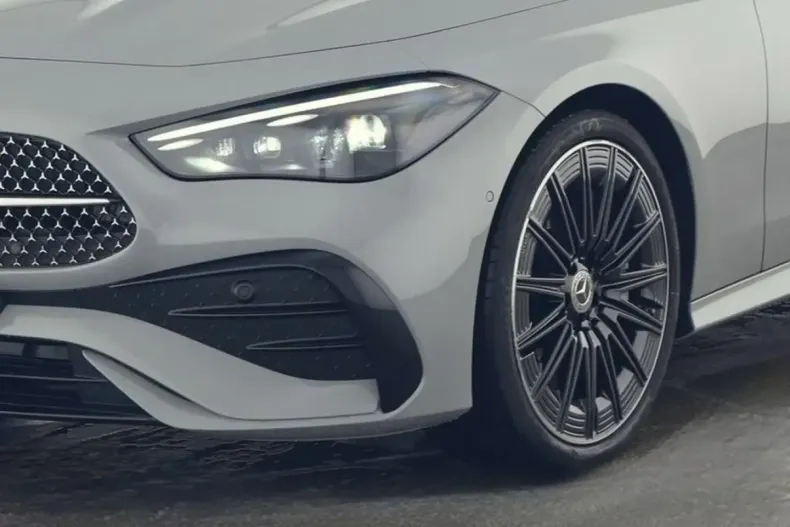 Mercedes-Benz CLE 450 din 2024 cu 25.402 km - oferta MER114337 - foto 2