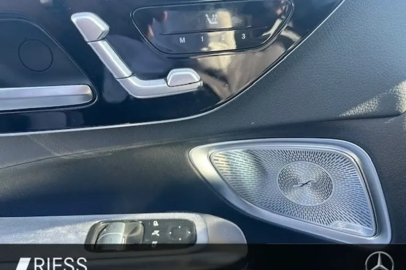 Mercedes-Benz CLE 450 din 2024 cu 43.862 km - oferta MER114338 - foto 11