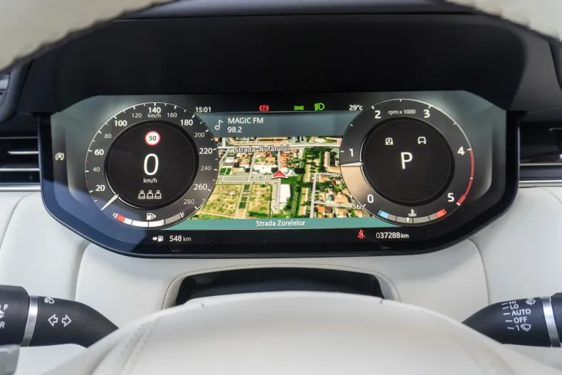 Land Rover Range Rover din 2023 cu 37.288 km - oferta LAN114339 - foto 17