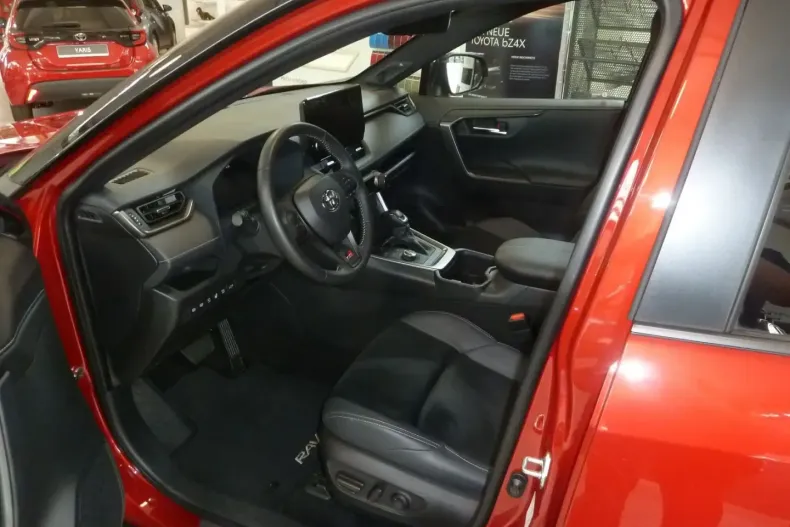 Toyota RAV4 din 2024 cu 7.500 km - oferta TOY114340 - foto 5