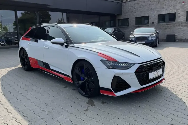 Audi RS6 din 2023 cu 1.501 km - oferta AUD114354 - foto 4