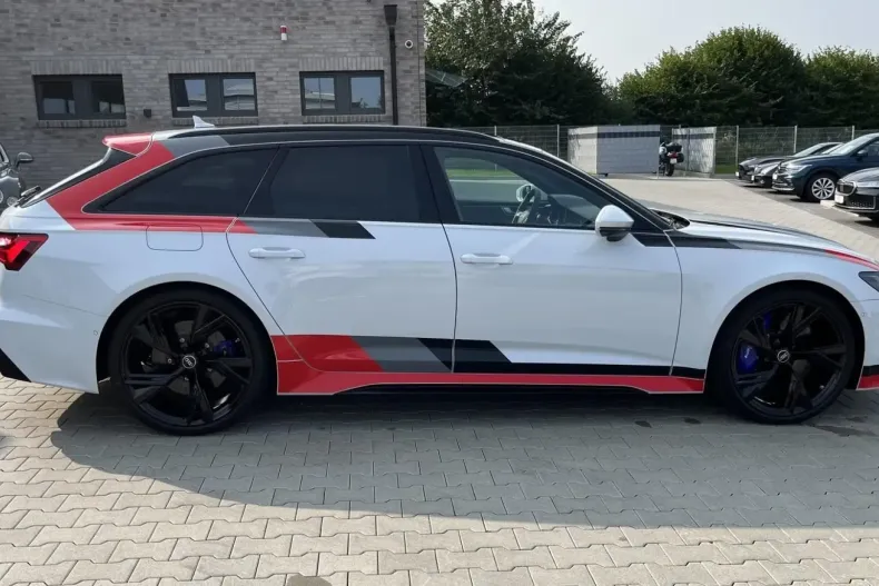 Audi RS6 din 2023 cu 1.501 km - oferta AUD114354 - foto 5