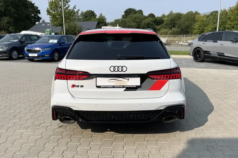 Audi RS6 din 2023 cu 1.501 km - oferta AUD114354 - foto 7