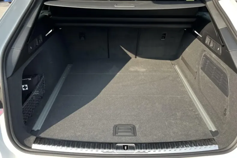 Audi RS6 din 2023 cu 1.501 km - oferta AUD114354 - foto 23