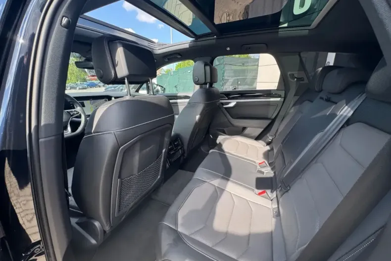 Volkswagen Touareg din 2021 cu 84.500 km - oferta VOL114358 - foto 27