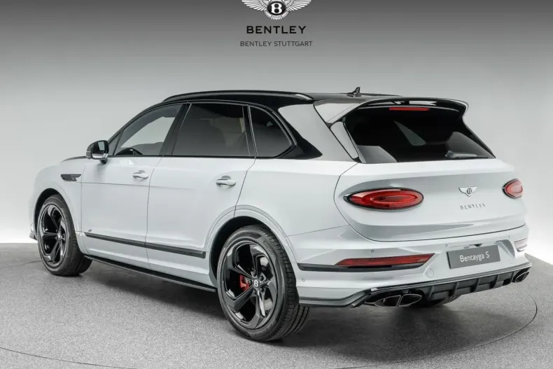 Bentley Bentayga din 2024 cu 13.000 km - oferta BEN114365 - foto 4