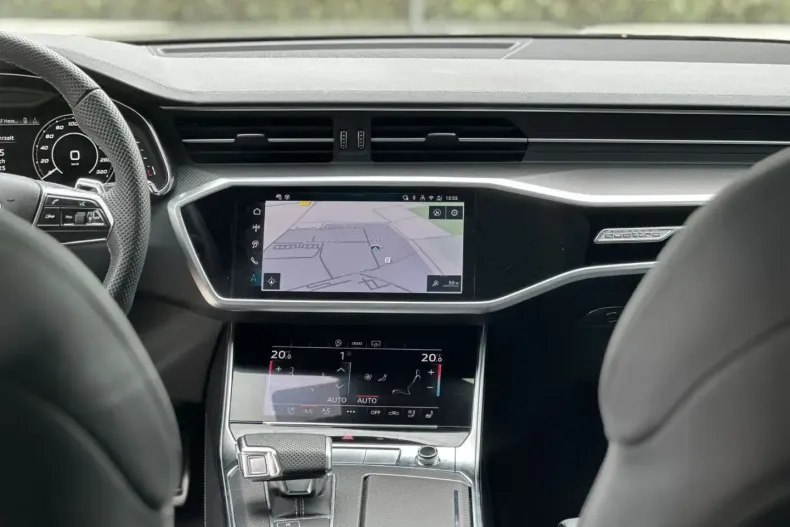 Audi RS6 din 2024 cu 16.000 km - oferta AUD114366 - foto 18