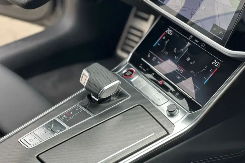 Audi RS6 din 2024 cu 16.000 km - oferta AUD114366 - foto 23