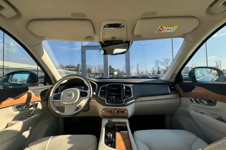 Volvo XC90 din 2021 cu 83.490 km - oferta VOL114369 - foto 11