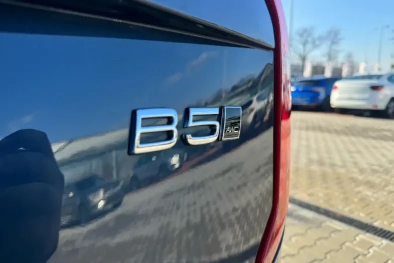 Volvo XC90 din 2021 cu 83.490 km - oferta VOL114369 - foto 26