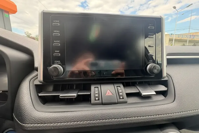 Toyota RAV4 din 2021 cu 117.350 km - oferta TOY114372 - foto 6