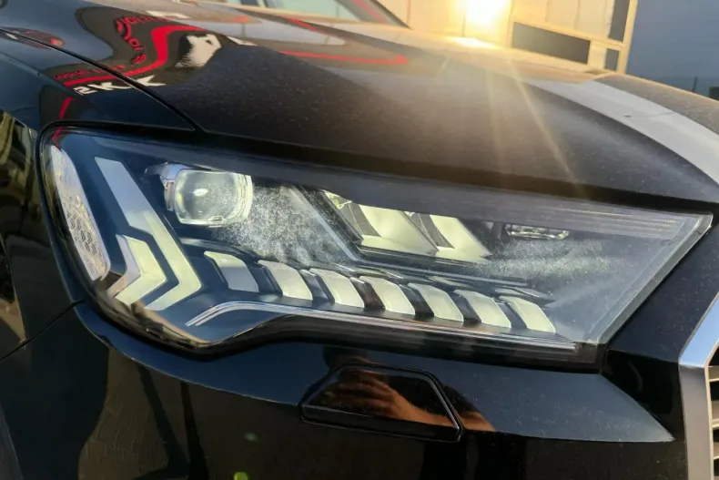 Audi Q7 din 2020 cu 60.240 km - oferta AUD114375 - foto 30