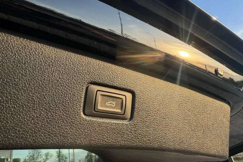 Audi Q7 din 2020 cu 60.240 km - oferta AUD114375 - foto 32