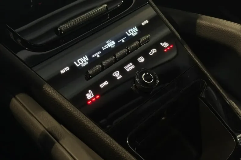 Porsche Cayenne din 2024 cu 40.000 km - oferta POR114376 - foto 21