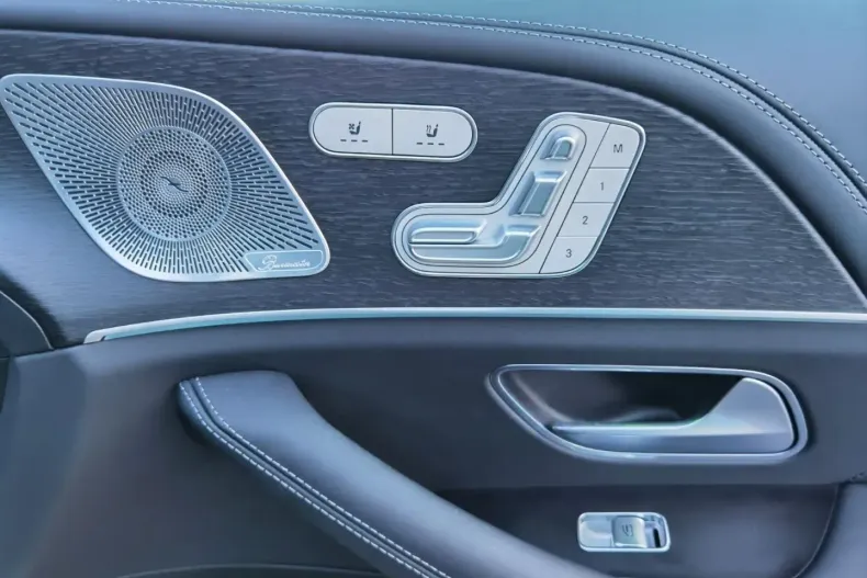 Mercedes-Benz GLE 63 AMG din 2023 cu 9.250 km - oferta MER114380 - foto 28