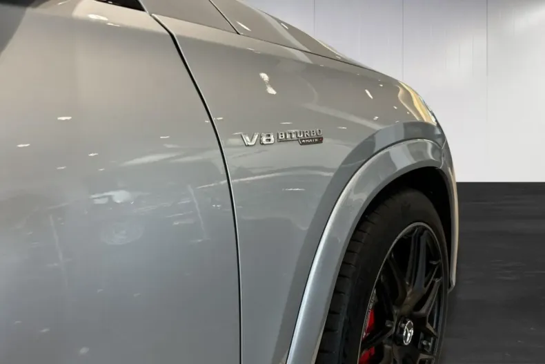 Mercedes-Benz GLE 63 AMG din 2024 cu 4.750 km - oferta MER114382 - foto 6