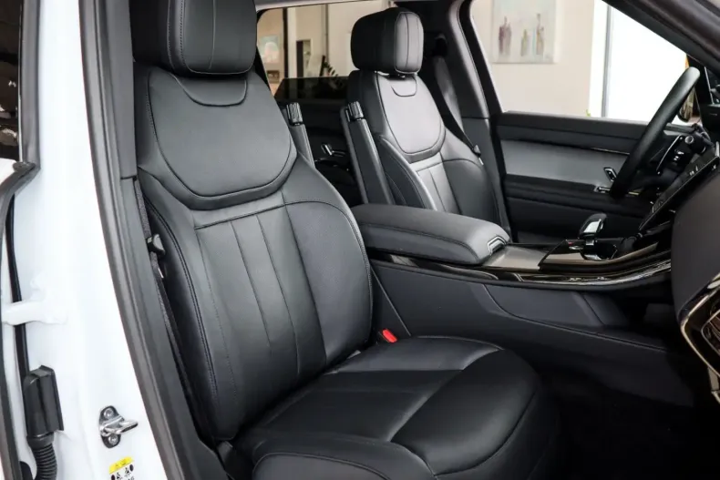 Land Rover Range Rover Sport din 2025 cu 1.500 km - oferta LAN114383 - foto 4